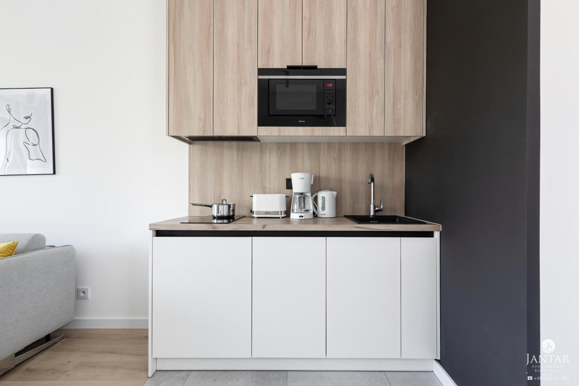 Shellter - By Jantar Apartment