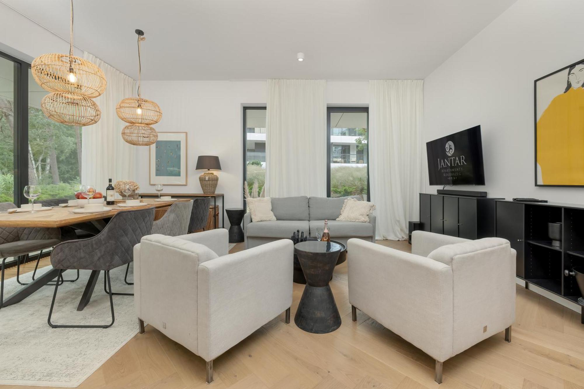 Shellter - By Jantar Apartment