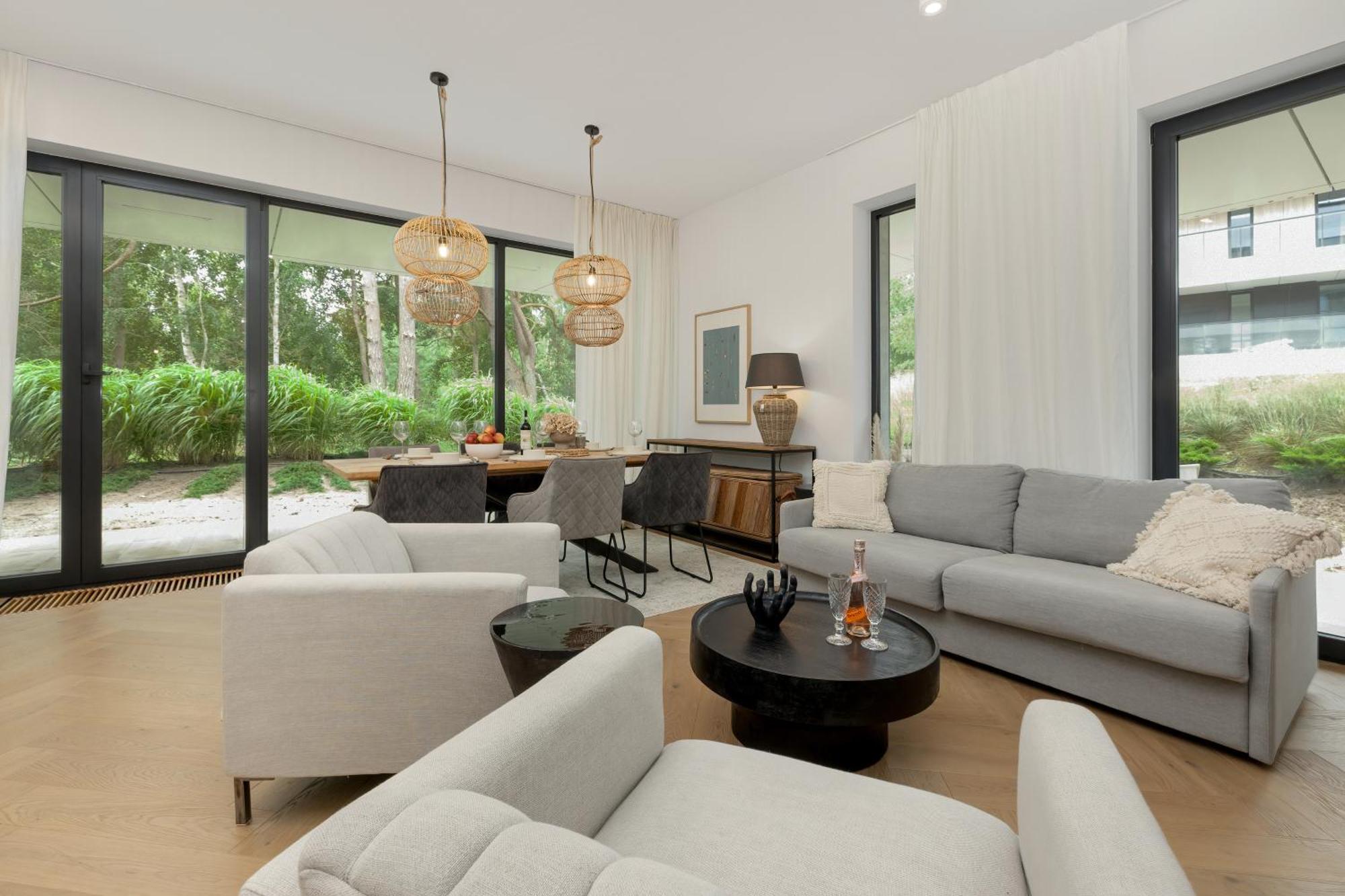 Shellter - By Jantar Apartment